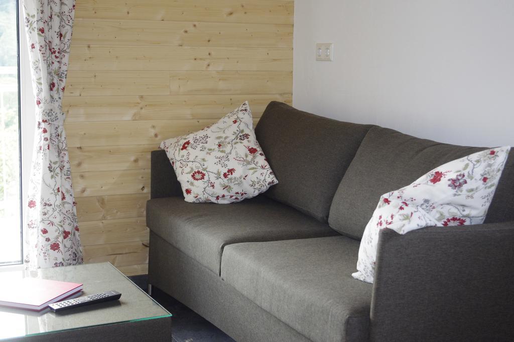 Huettenflair-Mosel Ferienwohnung إنكيرش المظهر الخارجي الصورة